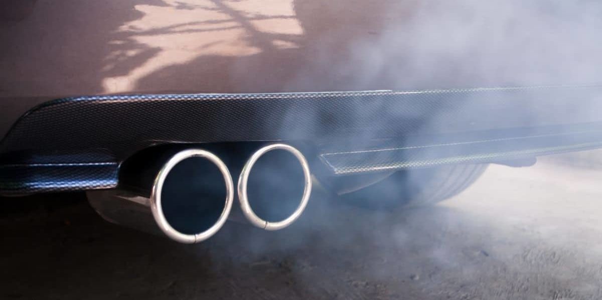 Reasons to Stop Idling Your Car car exhaust and pollution